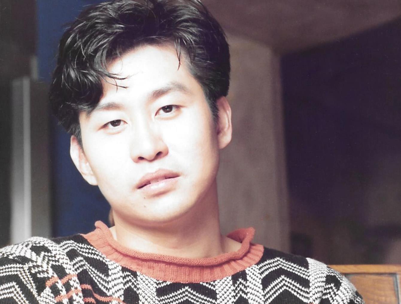 星星点灯主唱郑智化的妻子罕见露面,结婚22年后60岁的老郑