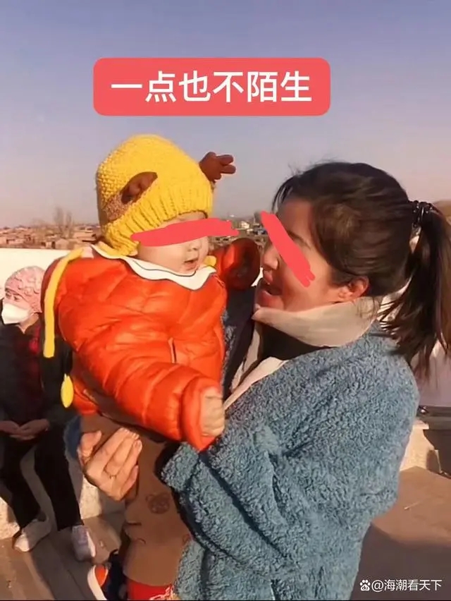 宝宝出生被阿姨带大,时隔9个月偶遇月嫂主动伸手求抱