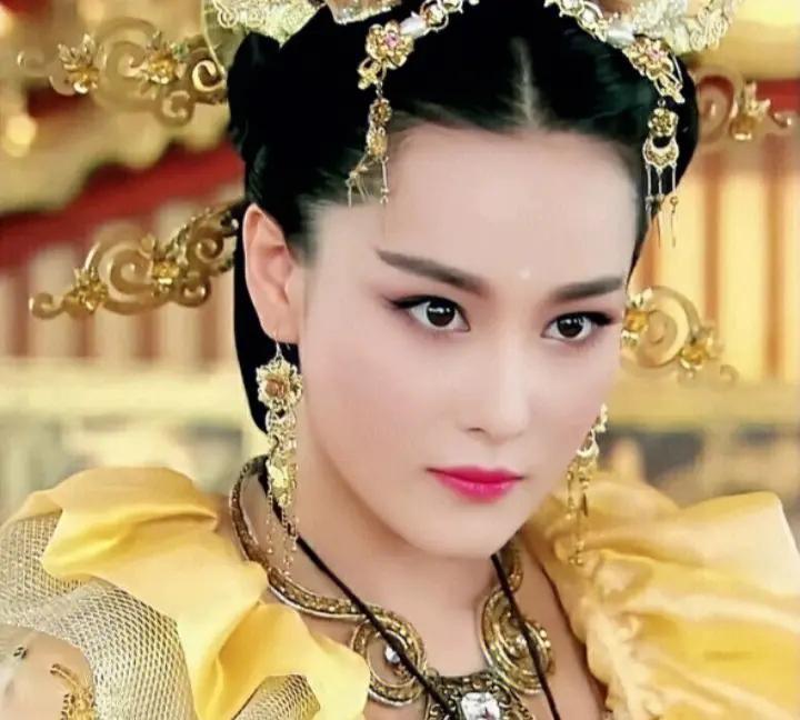 古代历史上最狠的四大妖姬：妺喜、妲己、褒姒、骊姬