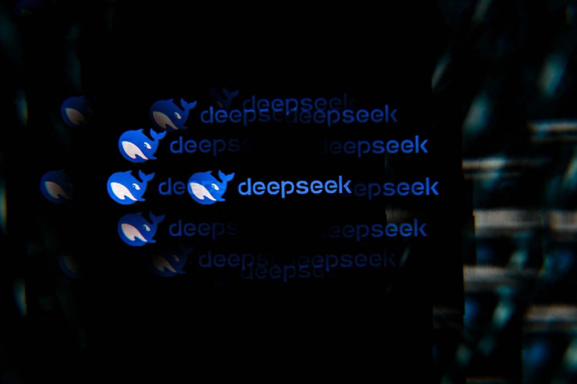 DeepSeek：中国AI新星能否承受全球聚焦之重